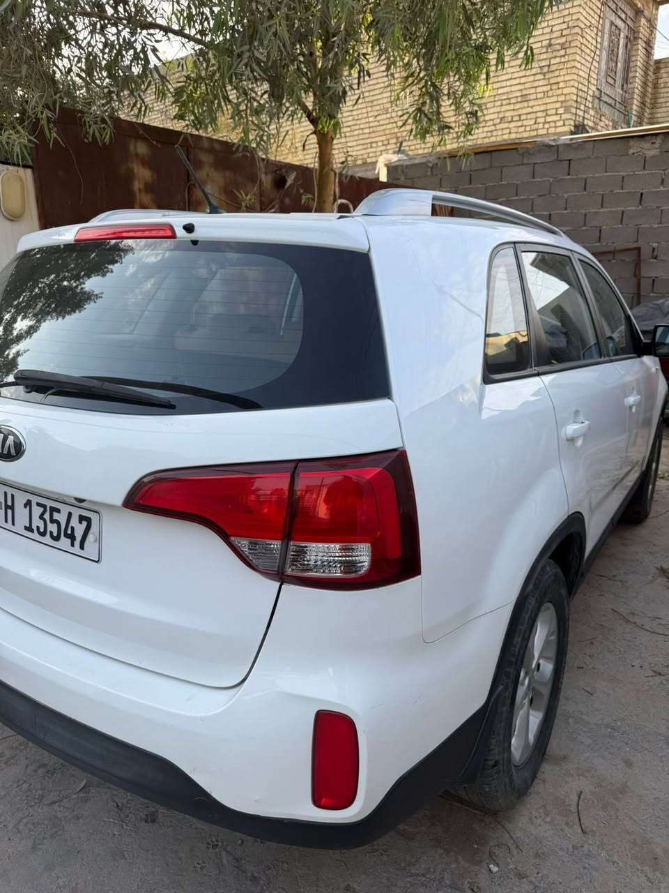 السلام عليكم اخوان كيا سبورتج موديل 2014 خليجي رقم سليمانيه الدولي السيارة كفاله كير مكينه  2400حداديه تبريد تدفئه السيارة خير من الله تخم تاير ويل كب سبعه راكب 3 قطع تبريد
#السعر150$ مكان السياره بغداد للاستفسار ( *********** )
