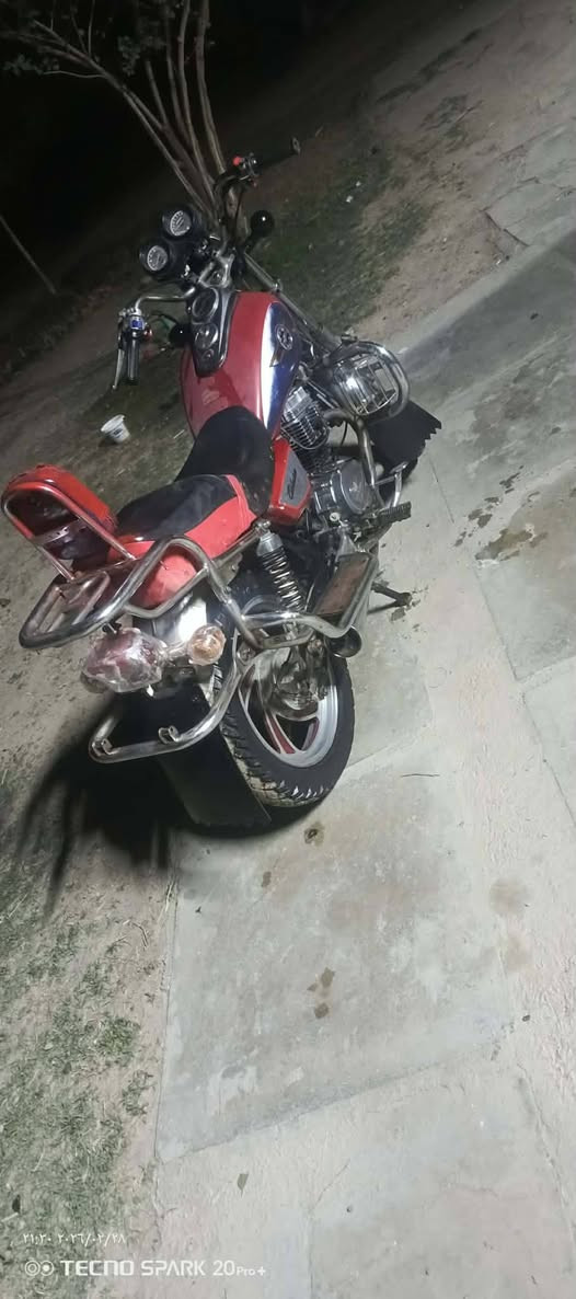 تايموته موديل 20 جاهزه مكفوله كفاله عامه اوراق كامله نكره وحده تشتقل السعر٥٠٠وبيها مجال بسيط مكان الناصريه الرفاعي ***********
