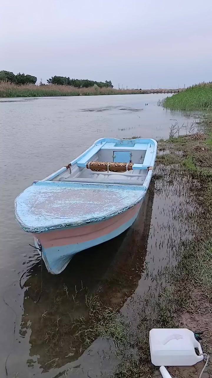 زورق للبيع السعر ٩٠٠
مكان واسط قضاء الموفقيه


**إذا كنت صاحب هذا الإعلان وتريد حذفه لأي سبب، رجاءا أرسل رسالة إلى الدعم الفني**