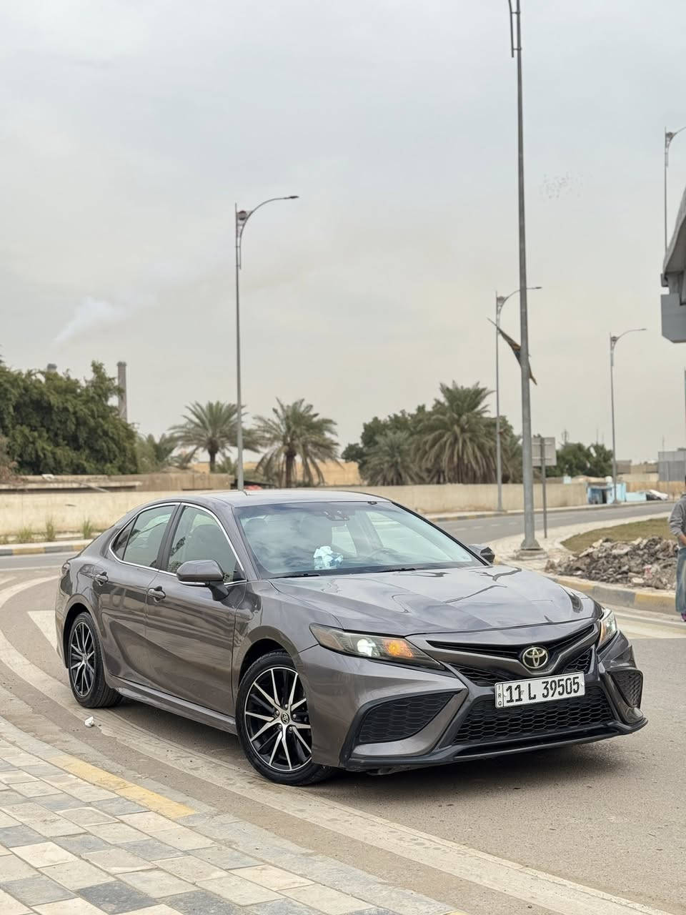 تويوتا  كامري 2023 🌿🌿
‏⚫️ Toyota Camry SE  2023  🇺🇸⚫️

مكان السيارة بغداد 

حادث السياره صبغ جاملغ وبنيد فقط 

📃 اليكم التفاصيل الآتية 👇🏻

🚘 امريكي

🚘 ماشيةKM 70

🚘 موديل 2023 

⚙️ حجم المحرك 4Cylinder 2.5L ☘️

⚙️ مرتبط بناقل حركة أوتوماتيك

🚗 دفع ثنائي FWD 

📷 كامرة دوارة

⭕️رادار امامي وخلفي

⭕️رادار تحذير خروج عن المسار

📍حساسات أمامية 

📍حساسات خلفية 

💡لايت زينون + LED

🔦️ بك لايت LED

🛞 حساسات ضغط الاطارات 

✨️ اشارة في المرايا الجانبية 

✨️ رادار في المرايا 

🚗 ا ABS 

🖥 شاشة JBL

🛣 مثبت السرعة Cruise 

🎶 المودات والاوامر الصوتية JBL

🎶 ا Bluetooth /

⚡️مخرج منفذ الطاقة 

💺تتسع المقصورة ل 5 ركاب

💺حركة المقاعد الامامية كهرباء 

❄️ قطعتين تبريد 

🚘 أوضاع القيادة Drive Mode 

🛣 نظام مانع الانزلاق 

السعر 189 وبيه مجال بسيط 

السيارة جديدة وجاهزه على اخر شي 

الشري يتصل على الرقم:

☎️ *********** واتس

