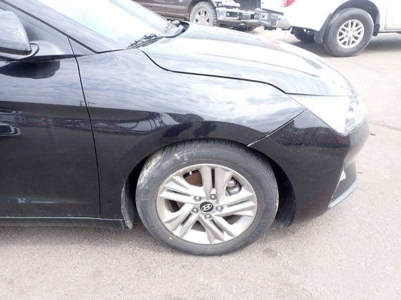 السلام عليكم
سيارة النترا للبيع موديل 2019 امريكي حادثها كدامكم بالصور 
كل نقص مبيها.
سيارة نص فول 

شاشة كبيرة،رادارات بالمري،رادار امامي،

المكان :جسر ديالى الجديد/الكرغولية
 
السعر:140 وبيها مجال شي قليل
الرقم:***********
