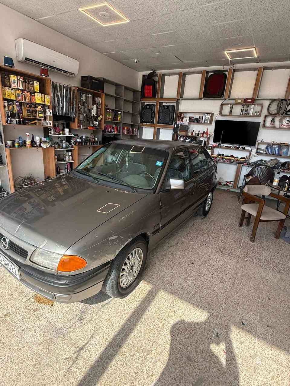 اوبل استرا موديل ١٩٩٣ موارد ياباني 
محرك ٢٠ 
كير اوتوماتك 
تبريد 
سياره بلا صبغ 
رقم نينوى مسطره جديد 
سياره كامله بلا نقص 
مكان سياره موصل / معرض الفاتح 
السعر ٤٨ مجال بسيط موصل, نينوى


**إذا كنت صاحب هذا الإعلان وتريد حذفه لأي سبب، رجاءا أرسل رسالة إلى الدعم الفني**