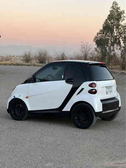 سمارت مؤديل 2011
3 پستني بةنزين
تؤماتيك 
فول فولة سةيارةكة 
دةعم و ليدراوي نية 
تةبريتة 
رةقةم هةولير سةنةوي اسلي لةگةلة رةقةمي داغراوة بة ئةوةليات دةفرؤشم 
لةشاري كؤيةم گؤرينةوة و قةردو قستم نية 
سحري 37 وةرةقةو مةجال 
***********
*********** كويسينجاك
