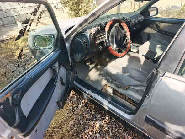 اوبل اوميكا توماتيك كير محرك صدر كهربائيات تدفئه كله شقاله وكاله وتحويل السعر 18 ورقه
شرط كلها شغاله 
مكاني الشرقاط الساحل الايسر 
***********
