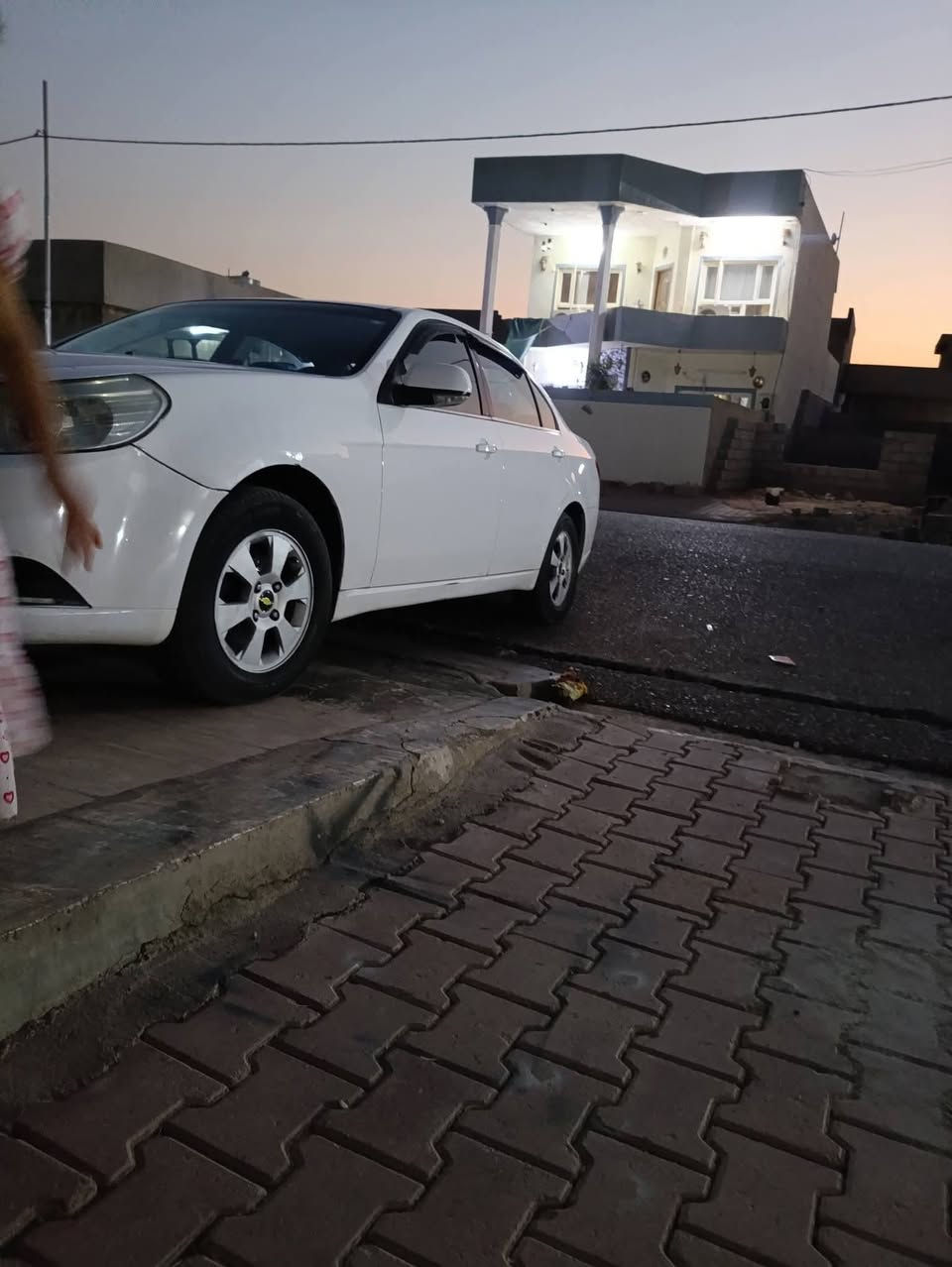 شوفرليت ابيكا 2009 ب أسمي رقم سليمانيه سنويه لل2030بيها بطاقه بانزين عنوان كركوك قضاء الدبس ***********
