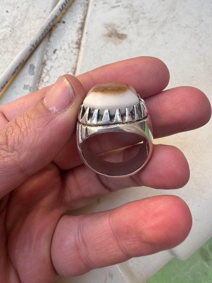 سلام عليكم جزع يماني بقري قديم ثقب صياغه ثقيله للبيع لسعر 200 الف مكاني بغداد


**إذا كنت صاحب هذا الإعلان وتريد حذفه لأي سبب، رجاءا أرسل رسالة إلى الدعم الفني**