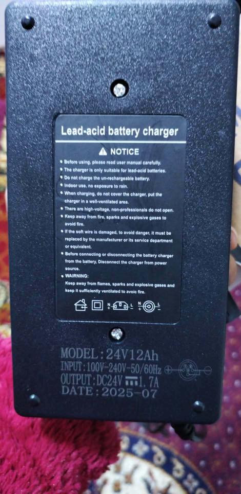 السلام عليكم عربانه كهربائيه للبيع للبيع ب٦٥٠ وبيها مجال واتصال ع هذا الرقم ***********
