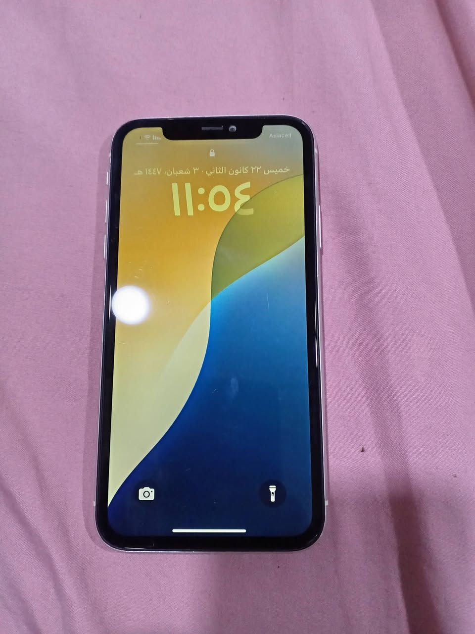 سلام عليكم ايفون ١١ عادي ذاكره ١٢٨ جهاز مامفتوح مكاني البصره قضاء القرنه ***********
