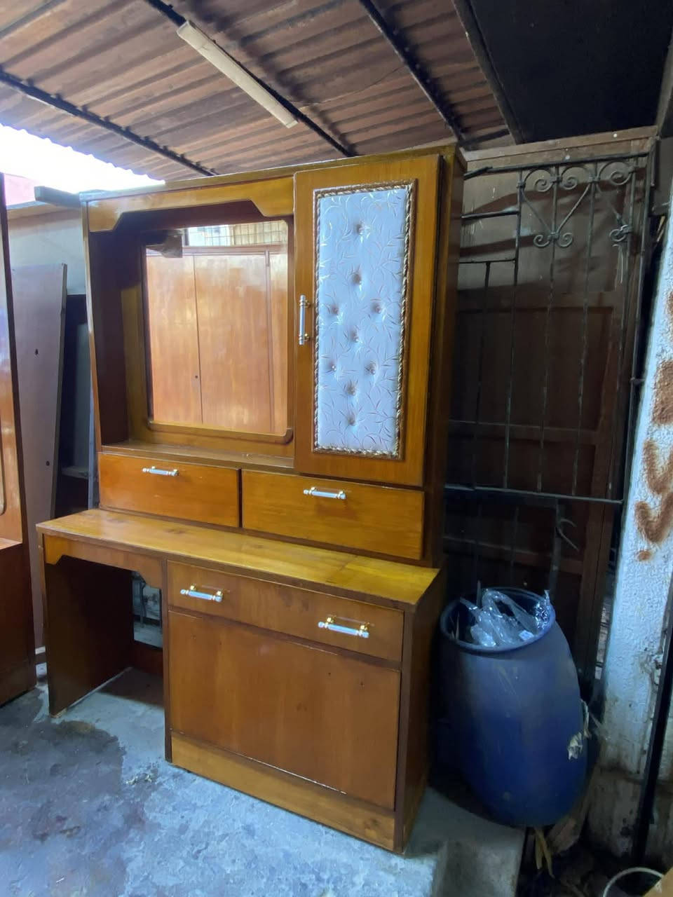 غرفه نوم خشب ثقيل نضيفه سعر 450 بي مجال بسيط عنوان موصل باب جديد الاستفسار عل خاص متابعيني همتكم علقو عل منشور حت لو ماتشترون


**إذا كنت صاحب هذا الإعلان وتريد حذفه لأي سبب، رجاءا أرسل رسالة إلى الدعم الفني**