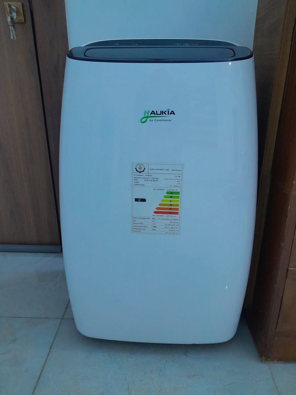 سبلت متنقل قطعة وحدة ميحتاج تنصيب ( تدفئة تبريد )  اصلي حجم ١ طن حقيقي 12000btu 
تبريد ثلج غاز ٤١٠ مستعمل اقل الموسم  
ضخم  قياسة 
الارتفاع  75
العرض  40 
مواصفات
 دبل فلتر واحد للتبريد والثاني للكمبريسر
 مانع رطوبة
 تشغيل ذاتي عند انقطاع  الكهرباء 
جهاز لوك جبته من تركيا  سبب البيع   جنت كاعد بيت بي غرفة ٢×٣ وانتقلت واريد ابيعه  شي مرتب  بقية التفاصيل  على الخاص مكاني بغداد  كرخ


**إذا كنت صاحب هذا الإعلان وتريد حذفه لأي سبب، رجاءا أرسل رسالة إلى الدعم الفني**