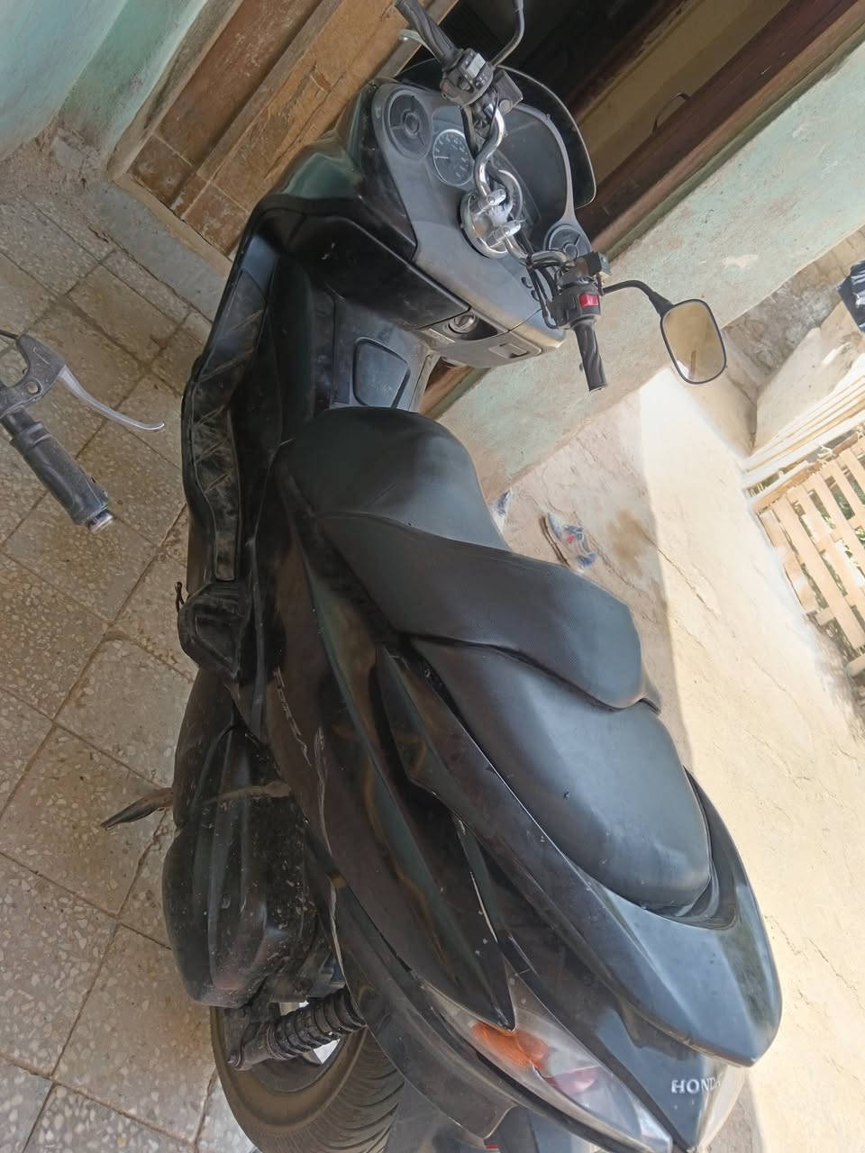 السلام عليكم فورزة صفر عشرة شغاله مابيه شي  مفتوحه رايمر سعره 850 وبيه مجال ابيع كوم حديد كلشي شغال بيه بس ابيع كوم حديد شراي ادخل خاص مو شراي لا تجي تعامل مكاني كوت زوريجات


**إذا كنت صاحب هذا الإعلان وتريد حذفه لأي سبب، رجاءا أرسل رسالة إلى الدعم الفني**