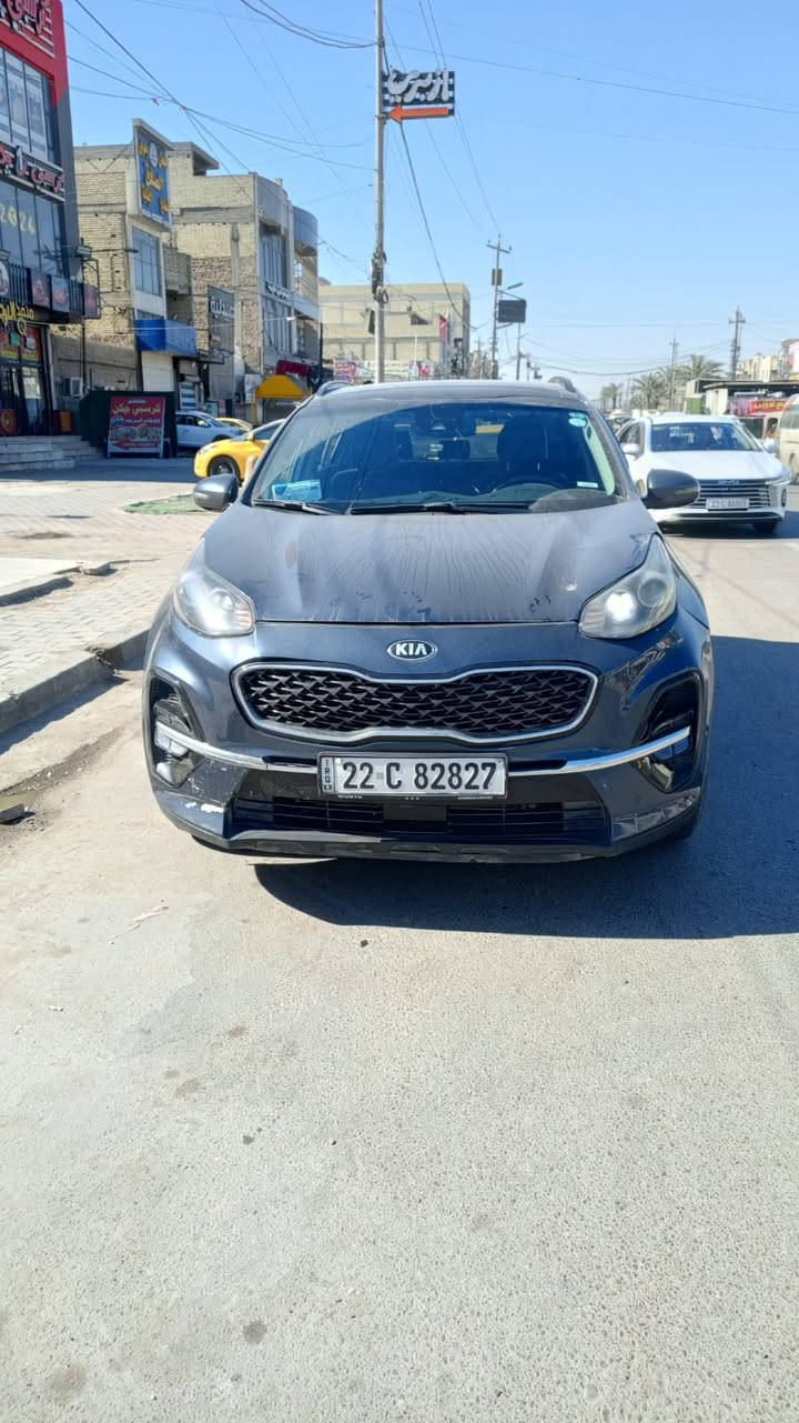 للبيع: كيا سبورتاج 2021
سيارة نظيفة جداً، استخدام شخصي وبحالة ممتازة.
🔹 الموديل: 2021
🔹 النوع: كيا سبورتاج
🔹 اللون: ازرق 
🔹 المواصفات: فول 
🔹 الحالة: تبديل جاملغ أيسر فقط
💰 السعر: 180
📍 الموقع: سبع قصور 
📞 للتواصل: ***********
ملاحظة: السيارة جاهزة للفحص بأي مكان
