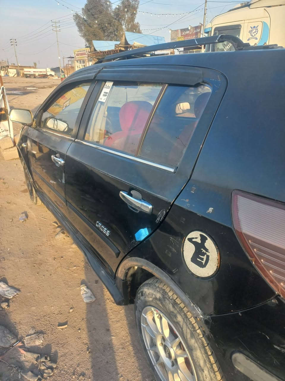 السلام عليكم.. ورحمة الله وبركاته
شيري فلاوين  موديل 2013 كير عادي.. 
كهربائيات ومكينه وكير مكفولات 
دواخل جديدة 

مكان السياره تكريت 
السعر 28
 رقمي ***********
