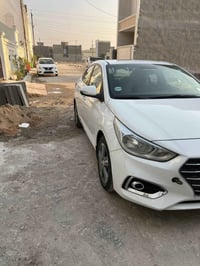 اكسنت  خليجي ٢٠٢٠ مكينة  ١٦٠٠ رقم بغداد ماشيه ٩٠ الف بدون حادث فقط وجو...