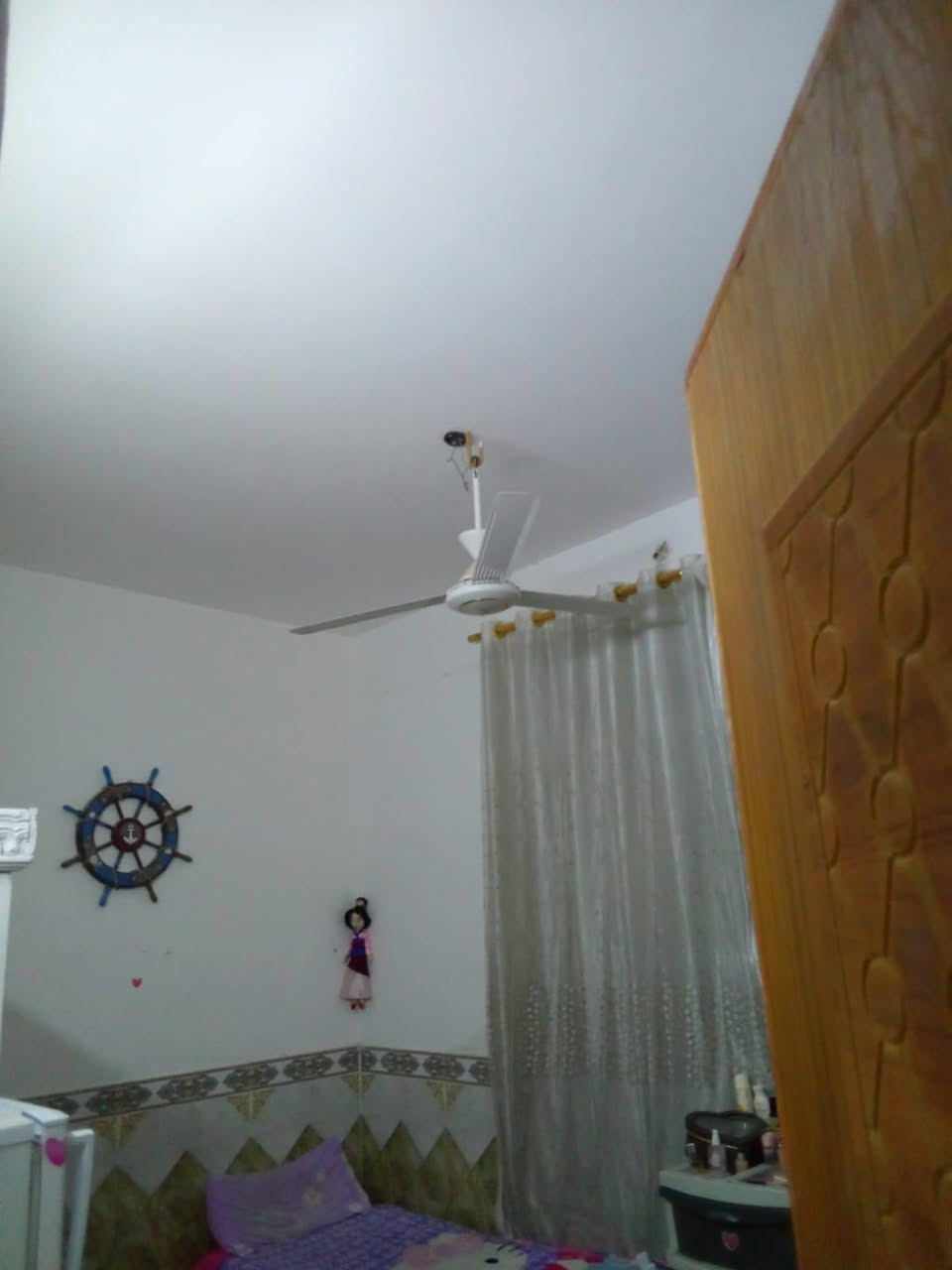 دار الرهن أو للبيع حي النداء 84 شارع ستين قرب الاميرات على مساحه 100طابقين مطلوب للمصرف العقاري يتحول ب اسم المشتري يحتوي على ثلاث غرف نوم استقبال وصاله حمام عدد3 حديقه أمام الدار 100م. ***********
