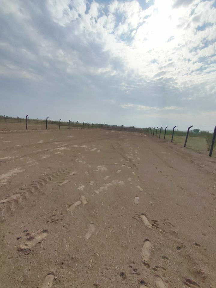 نصف دونم زراعي سند 25 حي الفرات نزله كيلو ونص قبل السكه السعر 29 وبي مجال ***********
