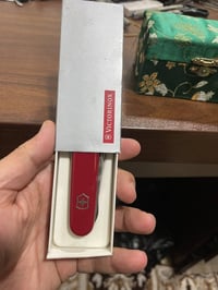 نوادر • إنكليزية سويسرية ألمانية