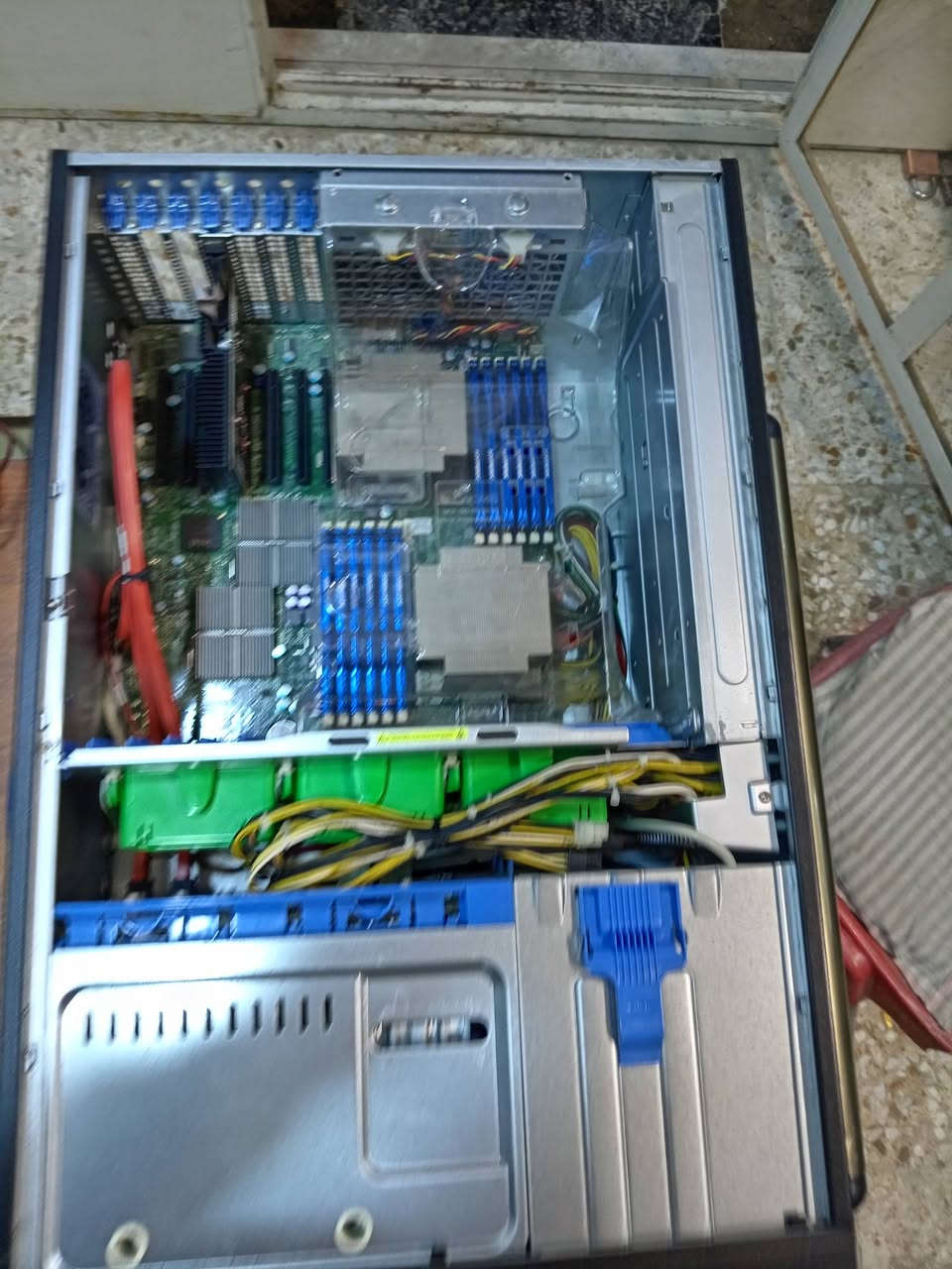 جديد غير مستخدم ومفحوص سيرفر مواصفات 2 معالج انتل زيون رام 96 غيغة عدد12 هارد 1 تير sata عدد 2قطع ويستقبل 6 بعد هارد 2 باورسبلاي مفحوص وشرط الفحص ابيع من كل النواحي 🌹 سعر 650 الف وبية مجال مكاني بغداد الحبيبية شارع السجة وخدمة توصيل موجود


**إذا كنت صاحب هذا الإعلان وتريد حذفه لأي سبب، رجاءا أرسل رسالة إلى الدعم الفني**