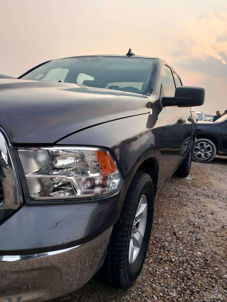 السلام عليكم ورحمه الله وبركاته
منن رخصة مسؤول الگروب المحترم 🌺
دوج رام. باب طويل. بدي قصير
موديل2022. فئة كلاسك
6 سلندر ( قوي.. اقتصادي)
((نفس مكينه وگير  جارجر  وتشجالنجر  وجيب ورانجلر 
 كلهم نفس الگير ومكينه))
 الحادث واضح بللصورة
ماشيه ٥٧ الف. .
السعر١٨٠ورقه  وبيه مجال ،
الاتصال .
***********
***********
اتصل وتددلل
كمرك مدفوع🌺 مرقم جدبد .مرقم حاليا جديد بصرة
العنوان البصرة التنومه
تصليح درجة اولى. .صبغ عام . اكرر صبغ عام  
صبغ عام. .صبغ عام 
عدا صفحه وحده.     و تم تبديل قطع اصليه 
....
صور الحادث مرفقة
رقم الشاصي مرفق.الحادث واضح بللصور
مراوس اعتذر. .. مراوس اعتذر
