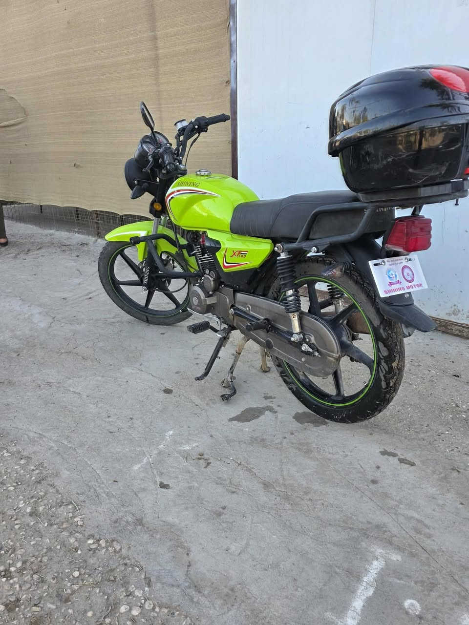 "بيع مستعجل وسعر مناسب كلش تفيدكم جماعة دلفري
دراجه شاينك موديل 25  مكفوله
اوراق كاملة كل نقص ما بيها 
(السعر 850 قفل )
دراجه قوية وجديدة كلش 
#مكاني_بابل_القاسم_ ***********
