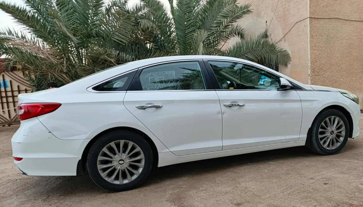 سوناته 2017  خليجي رقم مثنى انگليزي بسمي مكفوله من التبديل بيه صبغ  قليل وبيه بارد گير مكينه مكفوله رقم صاحب السياره 078-000-56900
