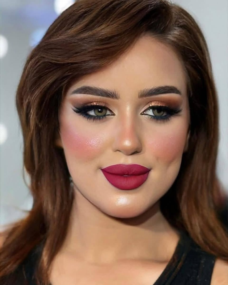 تم افتتاح صالون جوان بالبعبود مقابيل كباب ريحانه وعروضنه جنن عروض عيد لحب قسم
التاتو صار 20 ألف وإذا مع السحب القديم 25 ألف
قسم لشعر صبغ فقط  توحيد الون 15 ألف صبغ مع تخصيل 😘😘30 ألف نص كب
حفافه مع شمع 10 ألف توريد
شفه 20الف 🥰🥰 مكياج مناسبات 20 ألف وإذا مع شسوار 25 😘😘 فقط حفافه ٧ ألف 
تخصيل فقط نص كب 20 ألف كب كامل 30 ألف قسم تنضيف بشره 
15 ألف تنضيف قدم 10 ألف 🤗🤗🤩😍 قسم المعالج وتسريح حسب طول الشعر العنوان طي مقبيل جامع الرحمان أي استفسار مراسلة الصفحة لماكيره ملااك🥰🥰😘🥰😘🥰😘🥰


**إذا كنت صاحب هذا الإعلان وتريد حذفه لأي سبب، رجاءا أرسل رسالة إلى الدعم الفني**