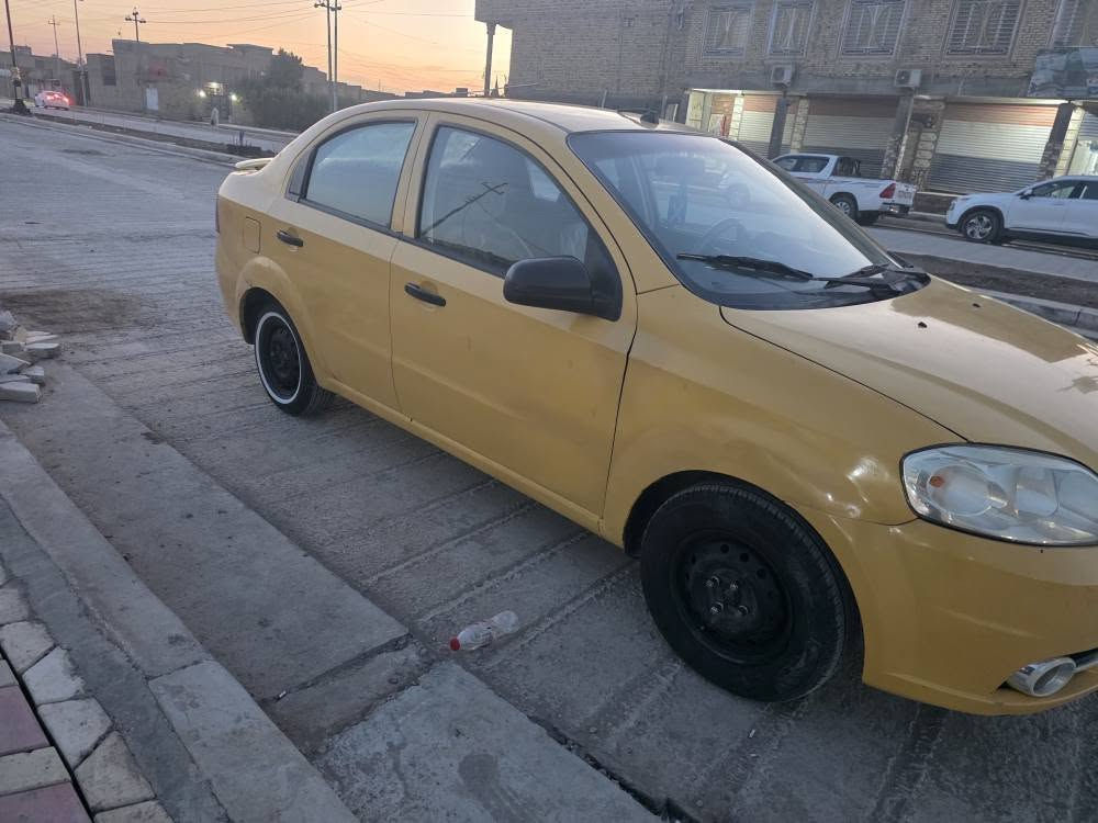 سلام عليكم سياره للبيع افيو 2008 محرك 1600 سياره مرتبه ونضيفه مال جناي غراضها كلها جديده تخم تايرات لايتات زنون شاشه بلاتوث + تكنك وتفتح فيديوات يوتيوب كير محرك نضيف سياره مصبوغه من سلفر الى  تاكسي  رقم جديد انكليزي موجود صورة سونار
 سعرها بيه مجال حق جيه مكاني ميسان الكحلاء 
رقم *********** المجر الكعبي, ميسان
