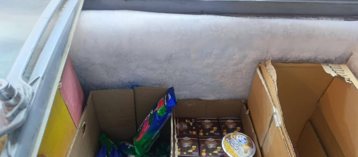 سلام عليكم
مجمدة طول متر و30 نضيفة وخير من الله تجي تفحص وتاخذها تبريد درجه اولا سعر275وبيهه مجال للطيبين الاتصال ‏‪0770 588 3203‬‏ وكل الهله بيكم احبتي عنوان الدبية الثانية قرب مدرسة الاطلال للبنين..... كل الهله ورمضان كريم
