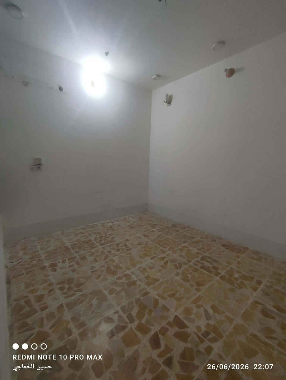 🏠✨ للإيجار – بيت  120م ✨🏠

📍 المواصفات:
كراج وطارمة

🛋️ استقبال مرتب
🏢 صالة عدد2
🛏️ غرفة نوم عدد 4
🚿 مجموعة صحيات متكاملة
🍽️ مطبخ جاهز
🌤️ 
💼 

الموقع:  ام الخيل الثانية قرب مدرسة الذرى 

📞 للاستفسار: ***********
