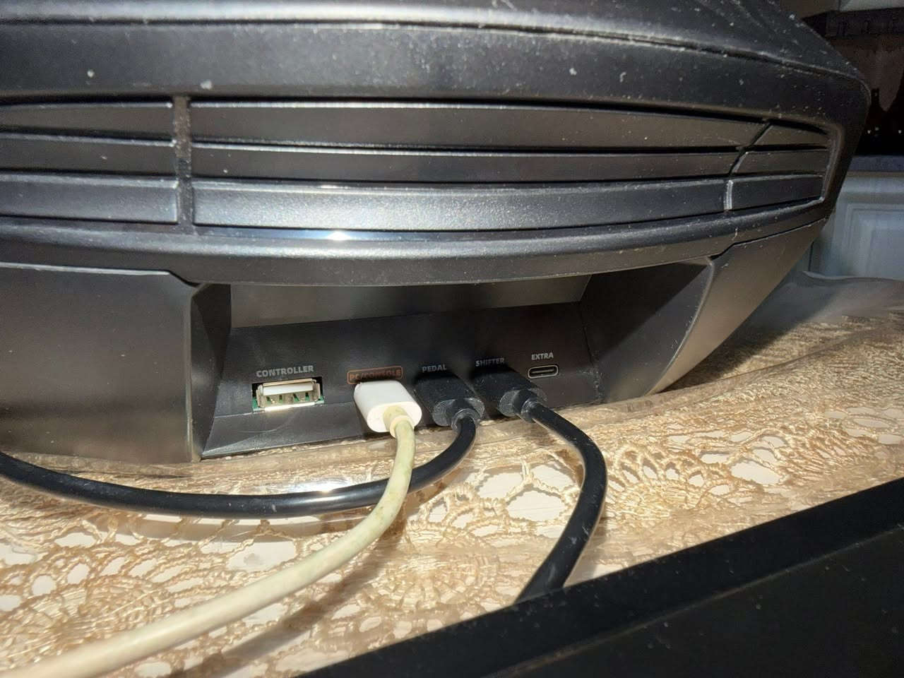 سلام عليكم عندي هذا الدركسون v9 gen2
فره ونص و نص فره 
جهاز بدون كارتون بس اخو الجديد مستعمل مفتوح من كارتون صار أسبوعين و لعبت عليها اقل من أسبوع 
سعره 140 وبي مجال 
مكاني كركوك 
رقمي ***********
