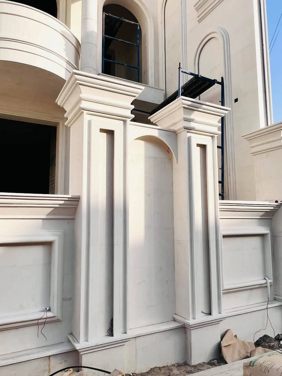 كادر لتغليف كافه انواع الواجهيات بلمرمر وحجر طريقه العمل لحيم ميكانيكي وانواع الديكورات ونقشات وبسعار مناسبة الاتصال او الاستفسار ***********
