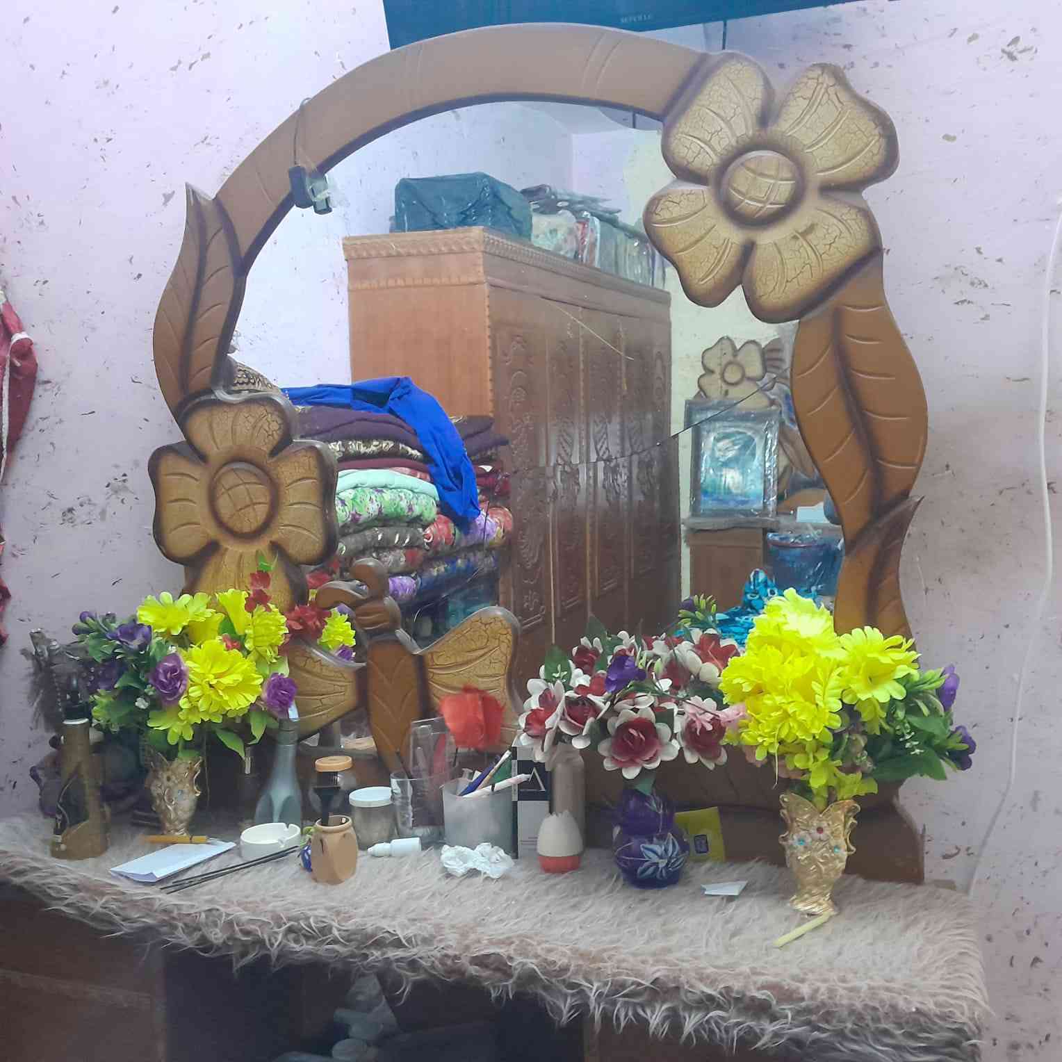 غرفه البيع 300بيه مجال رقم ***********
