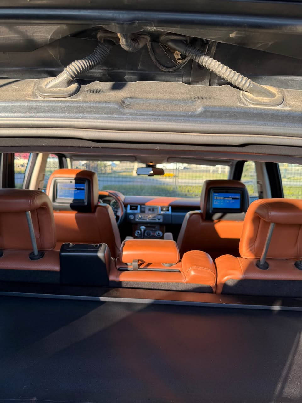 سلام عليكم رنج روفر SPORT شركة سردار وارد خليجي مكفولة بدون دعم وصبغ موديل 2010 فول مواصفات رقم وسنوية جديد باسمي للبيع او مراوس مكان سيارة دهوك ماشي 160الف كم ***********                                       *********** دهوك, العراق
