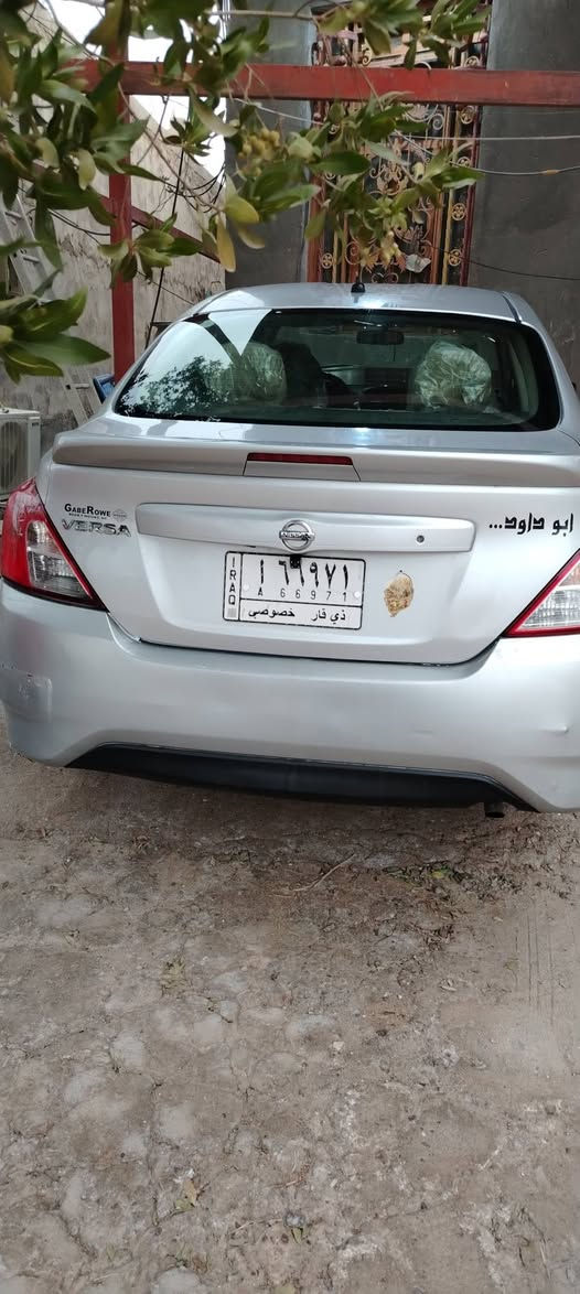 سلام عليكم للبيع نيسان وارد أمريكي حادث دعاميه واكعه فقط ماشيه 130الف سياره جديده سنويه لل29 مكان السياره وراعيه بصره سياره مناقصه برغي سعر 85وبيه مجال الاتصالات *********** شط العرب, البصرة
