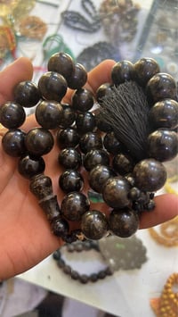 يسر • اكسسوارات شخصية