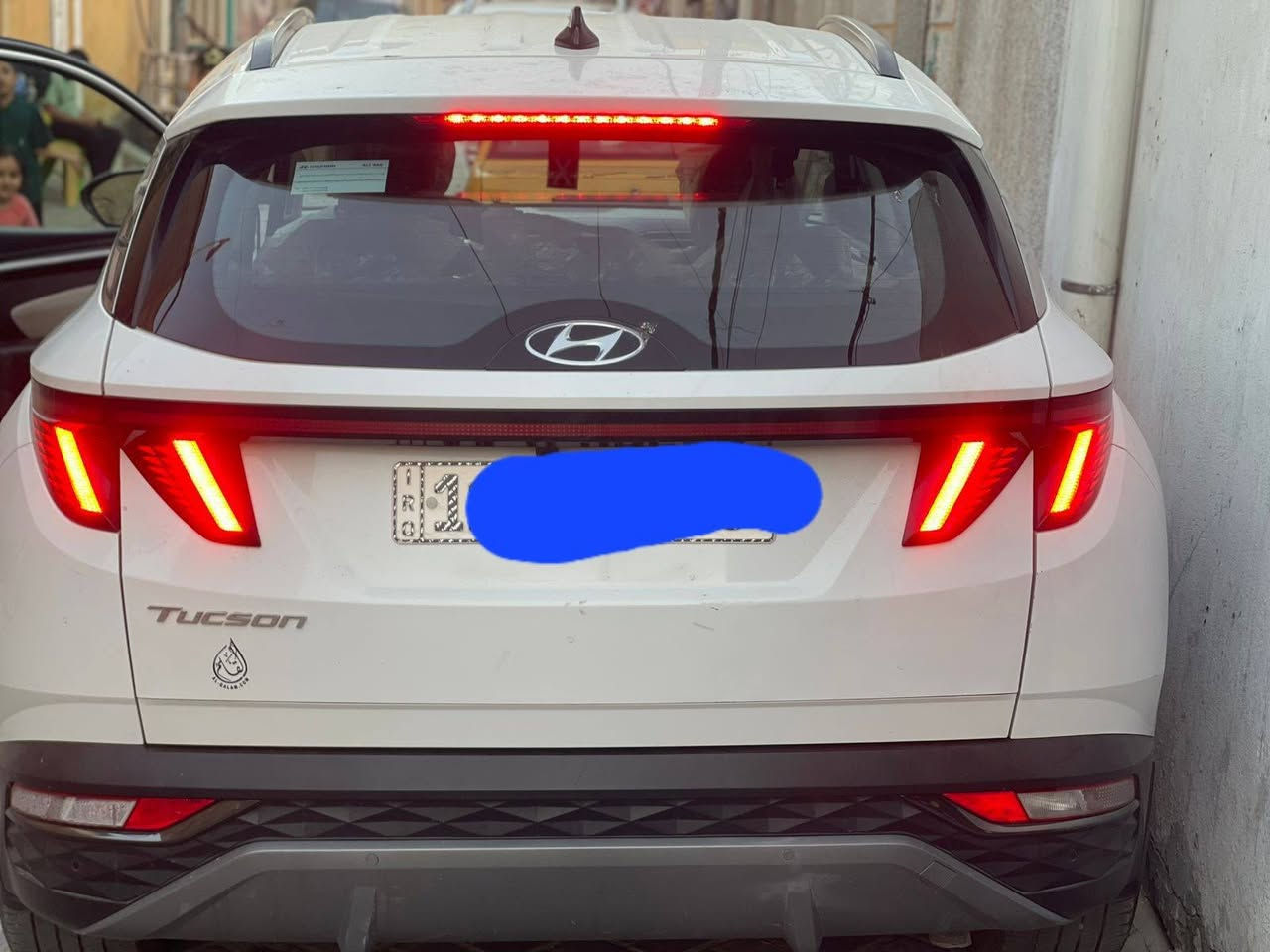 السلام عليكم توسان ٢٣ خليجي فوول عدا الفتحه ماشيه ٣٣ الف كفاله تخم تاير دوشمه ارضيه وكشن بيهه بارد اقل اربع اصابع بالجنطه سونار موجود السعر ٢٠٧ 
رقمي *********** خاص مفتوح
