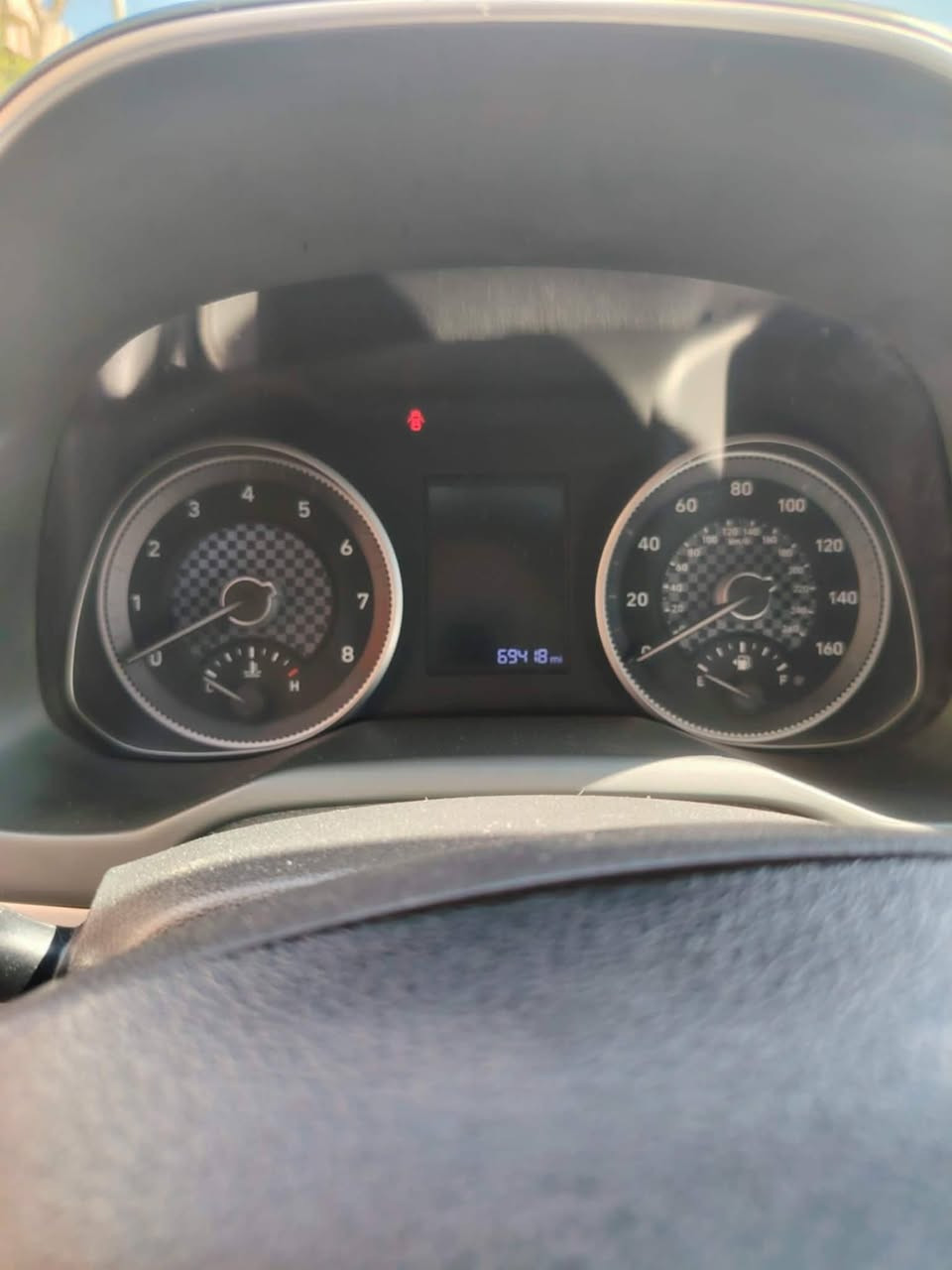 السلام عليكم
سيارة الانترا 2019نص فول
ضررها جاملغ الورا عنوان موصل حي عدن للستفسار على الارقام 
0750 797 9313كورك
0771 512 1000اسيا مكلف بل نشر
سعرها 135
