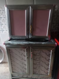 الدوره ابود تشير • اغراض للبيع • خزائن