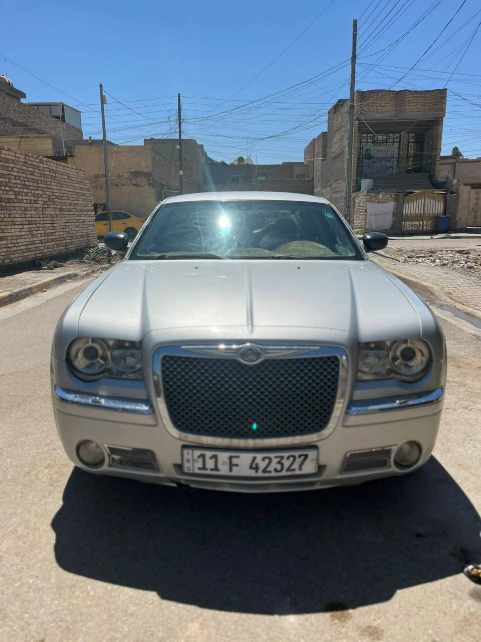 السلام عليكم اوباما 2009 رقم بغداد انكليزي بأسمي تحويل ثاني يوم سياره خير من الله كير مكينه حدادية مكفولات المكينه 3500 تبريد منظومه جديده ماعدا الكمبريسر ضعيف بيها ملاحضات بسيطه مثل ماموضح بالصور نضافة الكشر 80% مضروبه كلير مكان السياره بغداد السعر 108 وبيها مجال
للاتصال :***********
