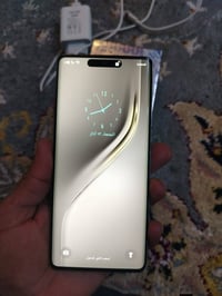 كامون 40 برو 5G • ١٢/٢٥٦ جيجا • شاشة AMOLED ١٤٤ هرتز