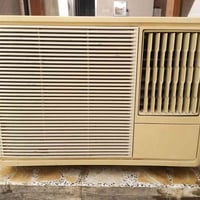 متاح مكيف شغال كلشي مابي تبريد زين بس يرادله زياده غاز شوي سعره 150 وق...