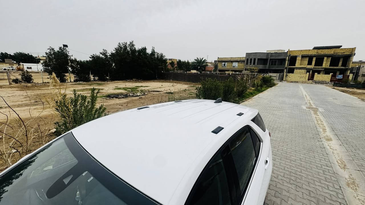 للبيع
سيارة ايكونيكس 2019

السيارة موضح بالصور 

حادثها قبغ جنطة
بدون ايرباك 
مبدل بأبيض بلادي وطخة بسيطة بسطح البنيد بلادي …

السعر 140 ورقه 

الشراي يتصل 

***********
