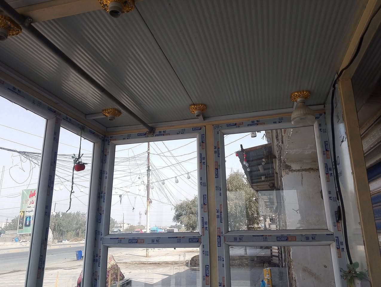 السلام عليكم جام خانة للبيع 3متر ×العرض 2 تفصال مع مغلفة من الداخل +حديد ثقيل  بورد كهرباء مكانها بغداد العبيدي ‏‪0773 432 3071‬‏
