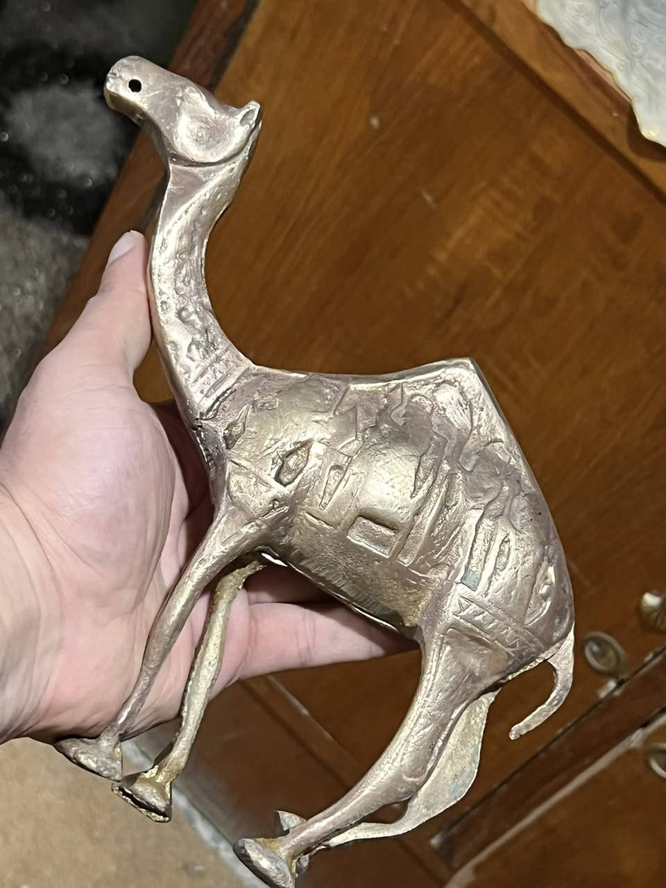 السلام عليكم

نحاسيات قديمة
ابيع شلع
8 قطع

***********
