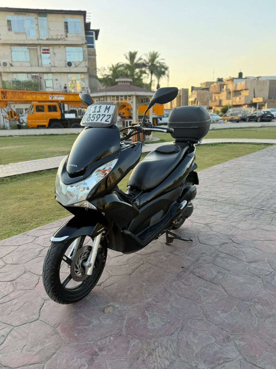 🤗🙋‍♂️السلام عليكم .💎💎💎
للبيع دراجه (bcxجيل الاول )مرقمه بغداد  
‼️الاهم .والمهم.نضام.الوحيد.بكل الدراجات،GEPS.نضام المتابعه.الفوريه
والتحكم في الهاتف  اطفاء فوري (يعني انسه تنباك)عوف السويج وأمن ‼️
‎الصناعه:ياباني  
حجم المكينه (125cc)
(‎ شلعه :ومعدل.فولل )
.

جنطه بلاديه +سيبايه اصليه . بلاديه.    قاعد رقم بلاديه رياضيه 
‎المحرك:نضيف كلش  برغي ممفتوح. 
‎كشر مثل مشوفون بصوره  نضيف كلش
‎٪؜ ‎دراجه كشر ومكينه نضافتا٩٩  
‎كامله أيٌ نقص مابيها‎    
دراجه مميزه ونضيفه وحلوه بلخير علياخذها  ‎  ((((((دراجه نضيفه كلش حلوه  .جوهره💎💎)))))) 
‎متواجد بغداد 
‎(لاستفسار (.***********
واعتذر .عدم ذكر السعر .اتصل،وتدلل
الدراجه مرقمه بسمي شرط التحويل
