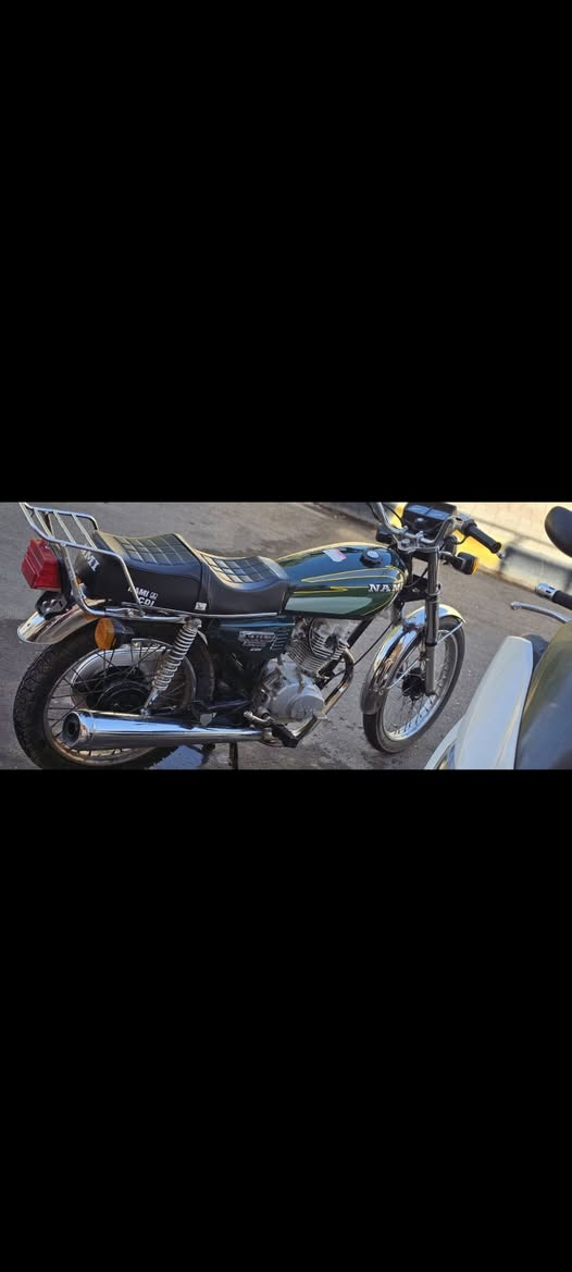 4كير شاصي ١٧ كايمه السعر ٥٠٠ وبيه مجال ***********
