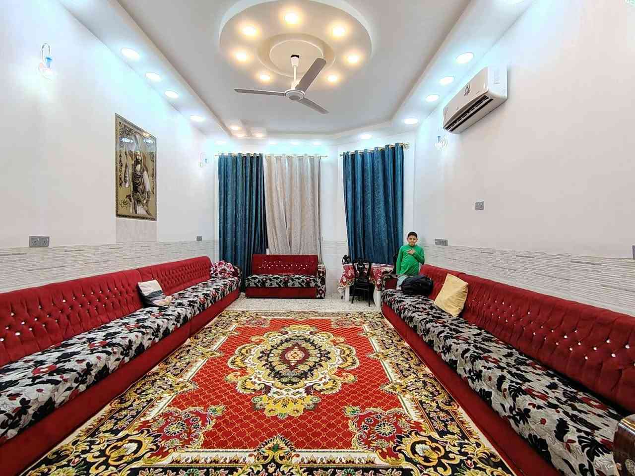 دار للبيع طابو زراعي تحويل مباشر مساحة 200م تبليط بالباب عنوان حي النصر يتكون من غرفتين نوم واستقبال وهول ومطبخ وصحيات بناء حديث السعر 135و بي مجال للاستفسار الاتصال ***********
***********
