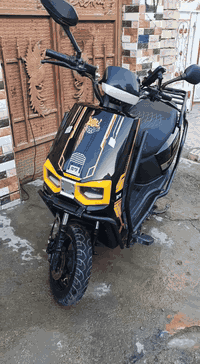 دراجه شحن للبيع او امراوس 
دراجه دبل بصمه 
تحكم عن بعد 
لايت زنون عالي ناصي
اشاير ليزر
5 بطاريات الشحنه الوحده 50 كيلو 
جنطه كلش واسعه 
درع كفرات 
3 سرع بلشاشه 
منفذ شحن 50 
ملف 12V
سرعه 60 الى64 
سعر الدراجه 600 وبيه مجال بسيط مكاني الشعب حي اور رقم تلفون ***********
