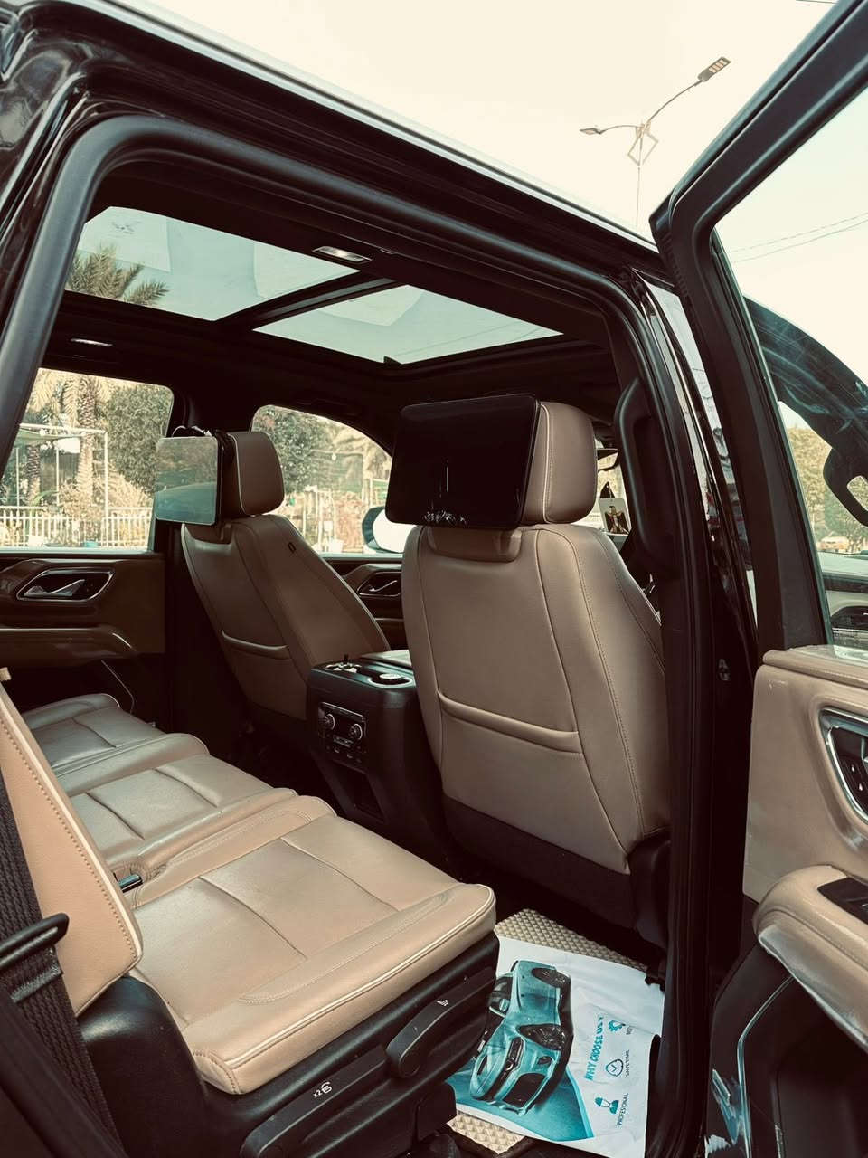 لا أريد الإطالة في الوصف، فالواقع أجمل من الصور بهواي 😍ائتِ، افحص في أي مركز تختاره، وجرّب القيادة بنفسك لتتأكد أنك تشتري سيارة "لكطة".

بسعر مناسب 2022
تاهو برايمر PREMIER خليجية موديل كفاله عامه مغلفه ببي اف بل ppfكامل😍

اعلى مواصفات 1/1
جكات
داتا شو (عرض على الجامة الامامية)
بانوراما✈️
كامرات 5 محيطية 360 درجة
٣ شاشات🎥
عدادات شاشة دجيتال
رادار امامي + تحديد مسار
رادار جانبي + نقط عمياء
دوسات كهرباء + انارة led
‏BOSE سستم صوت
ثلاجه☃️
كشنات جلد بيجي خزن ميموري + هزاز كشن تبريد تدفئة كشنات امامي + خلفي تدفئة
‏usb,hdmi,typeC منافذ شحن
ويل حجم ٢٢ بلاك ادشن
اشاير مري + مري شفط + هيتر مري جنطة كهرباء + ستيرن كهرباء
سايد بريك بصمة
داخل حمصي  + صاج ملكي
حساس امامي + خلفي
فور ويل
وباقي المواصفات المعروفة

رقم سليمانيه دولي الجديد 
باسمي 
السعر:517 وبيها مجال 

مكان السيارة | بغداد 

 الاستفسار ؛ *********** اتصال او واتس آب
