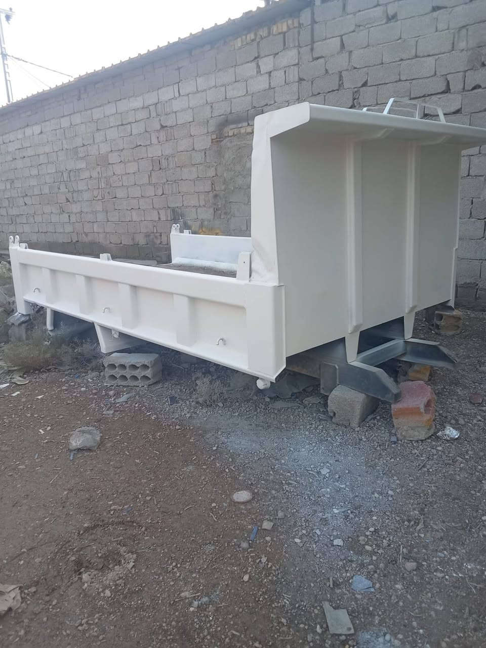 السلام عليكم بدي هينو للبيع ***********‬‏
